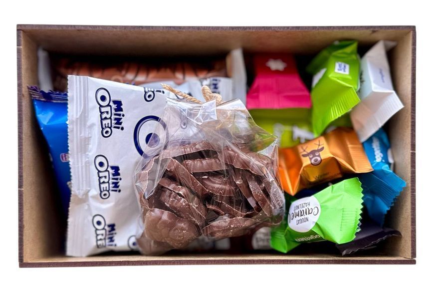 Подарочный бокс Sweet Mix Box 800 г  167 фото