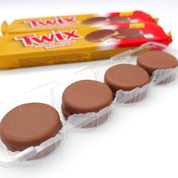 Печенье Twix Secret Centre Biscuits 132 г 76 фото